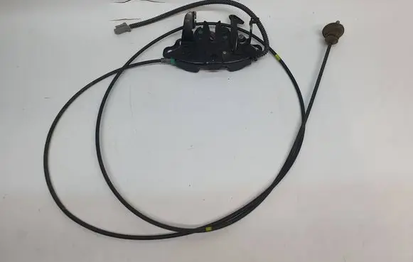 Nissan Qashqai Engine bonnet/hood lock/catch