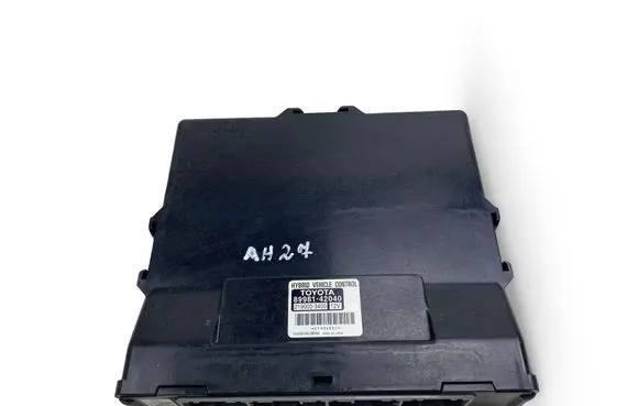 Toyota RAV 4 (XA40) Other control units/modules 8998142040