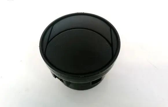 Mazda 2 Dash center air vent grill D651GM931