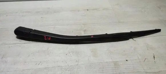 Mazda 2 Rear wiper blade arm