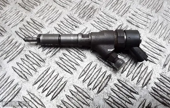 Peugeot 607 Fuel injector