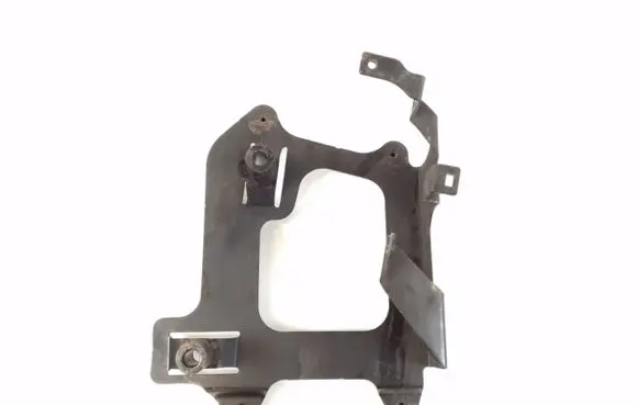 Jaguar F-Pace Intercooler pipe mounting bracket GX736K767AC