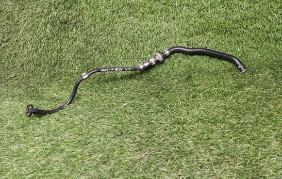 Volkswagen PASSAT CC Vacuum line/pipe/hose 06J133781S