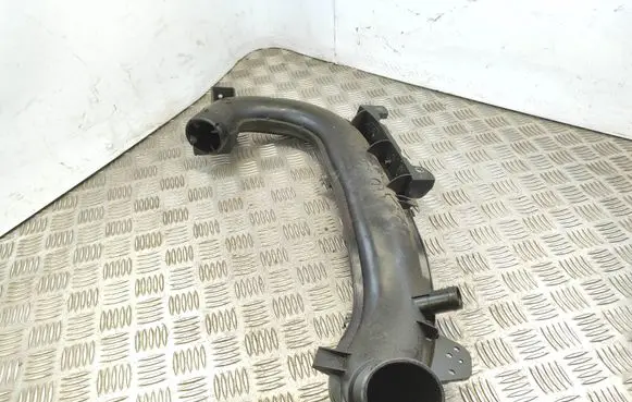Ford Kuga II Intercooler hose/pipe N07011C160