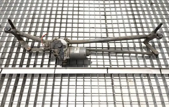 Front wiper linkage and motor