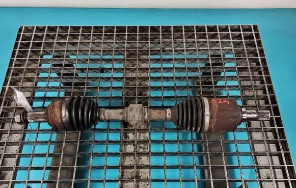 Front driveshaft