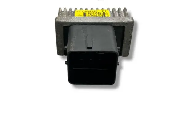 Nissan Qashqai Glow plug pre-heat relay 8200859243 FGPR812 20414