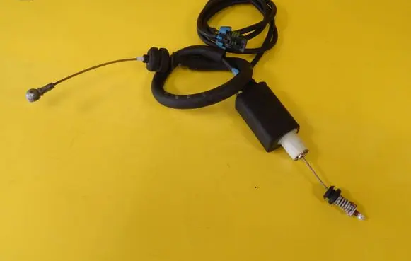 Opel Vectra B Throttle cable 90500188 90500188AP