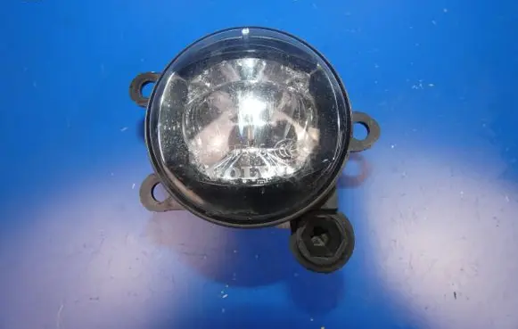 Volvo V60 Front fog light 31677939 F0GK16016
