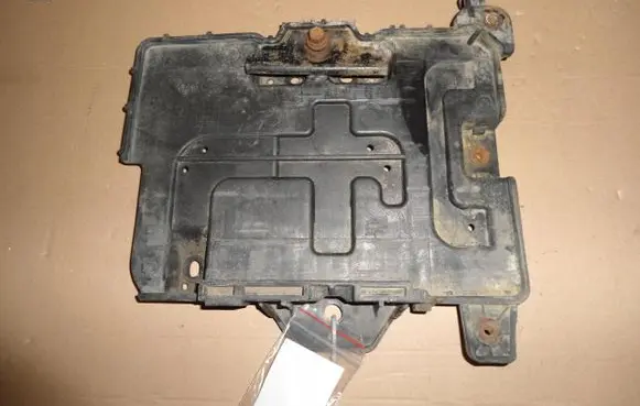 KIA Carens III Battery box tray 