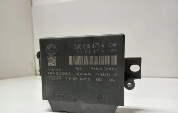 Skoda Octavia Mk2 (1Z) Parking PDC control unit/module 5J0919475A