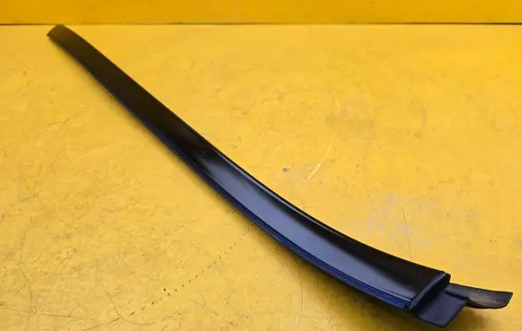Mercedes-Benz GLC C253 Windshield trim A2536900262