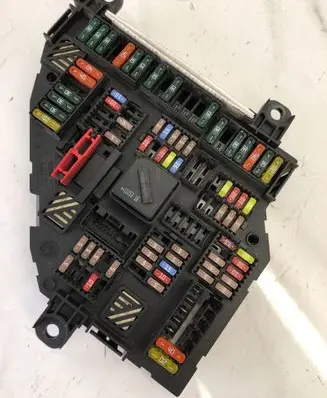 BMW 5 F10 F11 Fuse box set 9234423 01498180 217033452