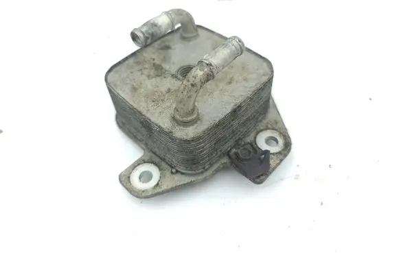 Mitsubishi Outlander Oil filter mounting bracket