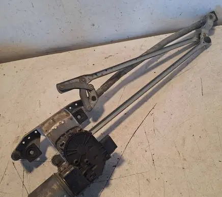 Ford C-MAX I Front wiper linkage and motor 3M5117508AA 0390241724 08011653