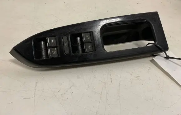 Volkswagen Touran I Electric window control switch PBTGF30