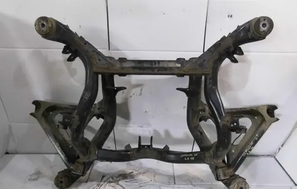 Porsche Cayenne (9PA) Rear axle beam with reductor 