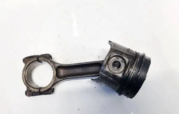 Renault Scenic I Piston with connecting rod 0803042