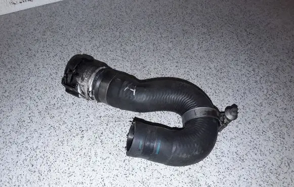 BMW 5 E60 E61 Engine coolant pipe/hose 11537788999 7788999