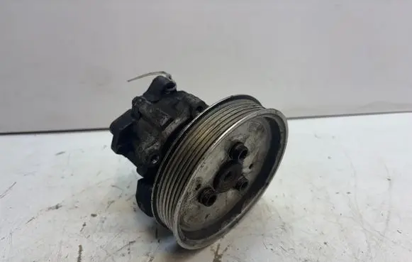 Land Rover Freelander Power steering pump 91128