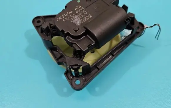 Jeep Renegade A/C air flow flap actuator/motor A21102100 IMPRK1359255