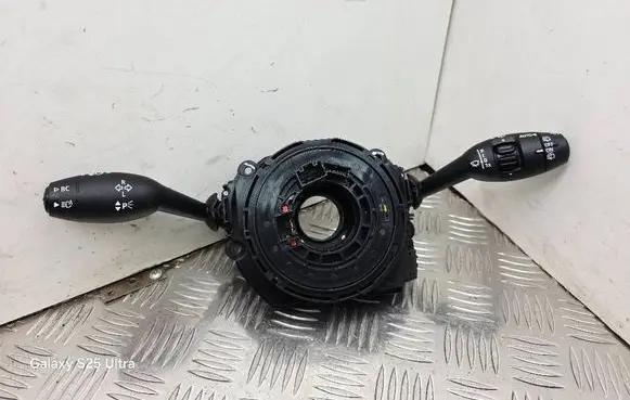 Mini One - Cooper F56 F55 Wiper turn signal indicator stalk/switch 9305954
