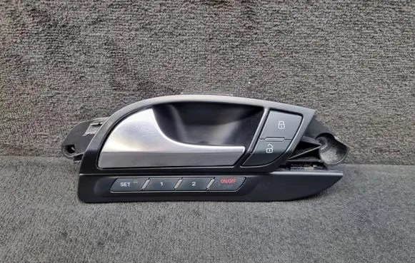 Audi Q7 4L Front door interior handle 4L0837019 4L0959527A 4L1962107B