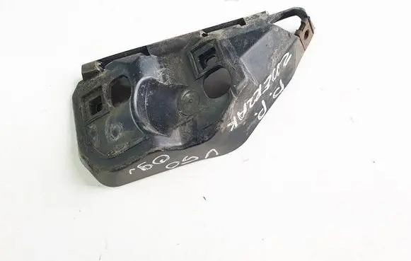 Volvo V50 Front bumper mounting bracket 31265397