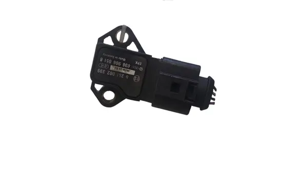 Volkswagen Golf V Air pressure sensor 0261002399 038906051B