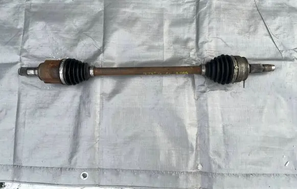 Fiat 500E Front driveshaft