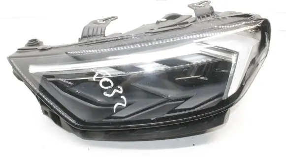 Audi A1 Headlight/headlamp 82A941033E 4K0941572CC