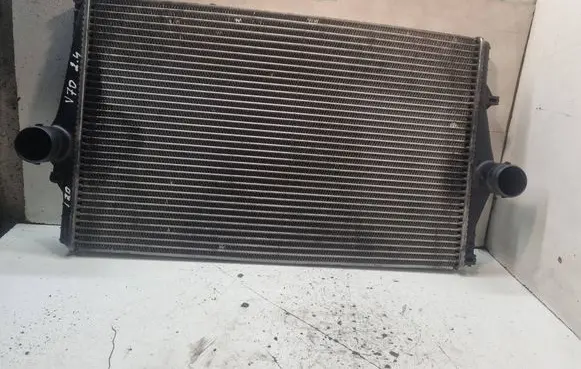Volvo V70 Intercooler radiator 8671694