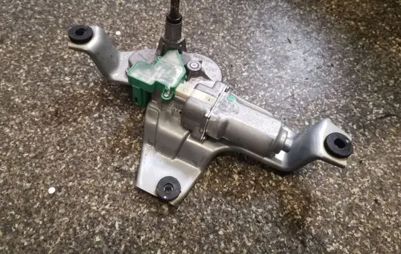 Rear window wiper motor