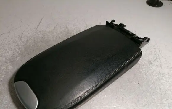 Mercedes-Benz GL X164 Armrest A164800251