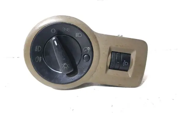 Skoda Octavia Mk1 (1U) Light switch 1U1941565