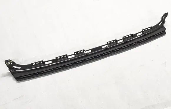 Audi A8 S8 D5 Front bumper lower grill 4N0807697A