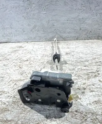 Porsche Macan (95B) Rear door lock 8K0839016 8K0839016F