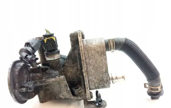 Ford Mondeo MK V Engine oil radiator