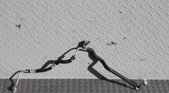 Suzuki SX4 S-Cross Air conditioning (A/C) pipe/hose