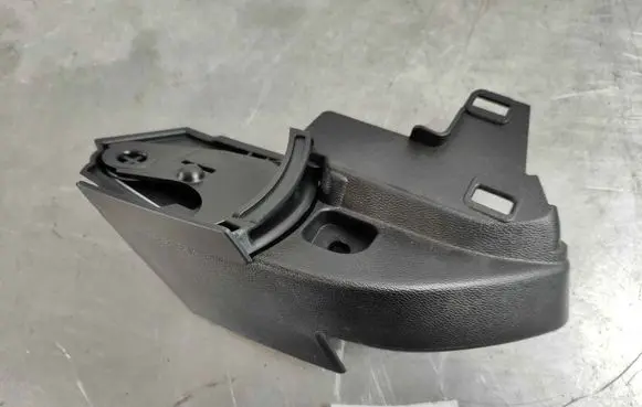Volvo XC60 Seat belt trim 32314013 31425772