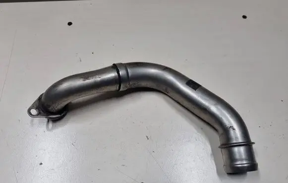 Audi A8 S8 D2 4D Intercooler hose/pipe 057145732B
