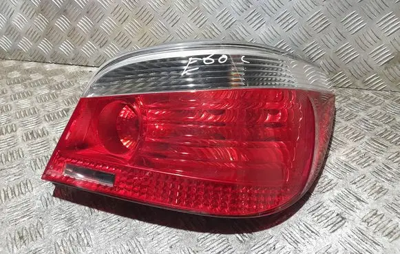 BMW 5 E60 E61 Rear/tail lights 6910768