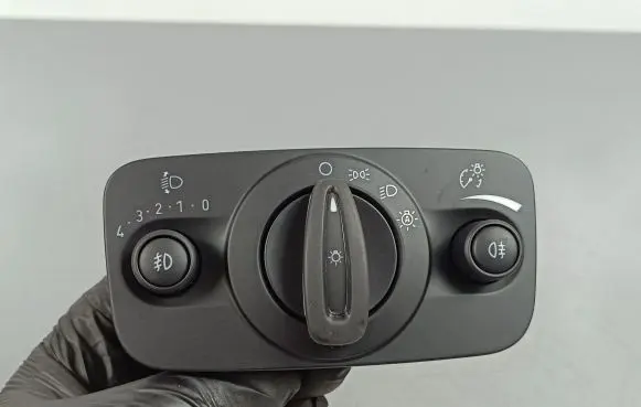 Ford Ecosport Light switch C1BT13A024AB
