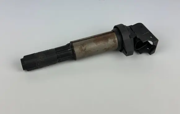 BMW 6 E63 E64 High voltage ignition coil 1220703201 171221906 1712219