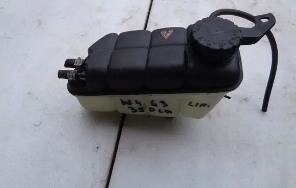 Mercedes-Benz G W461 W463 1st Gen Coolant expansion tank/reservoir