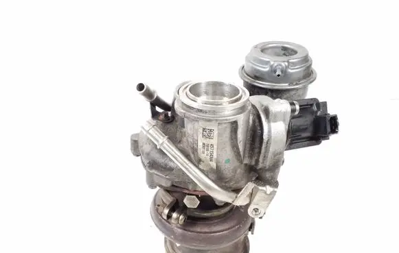 BMW 7 F01 F02 F03 F04 Turbo 4571543