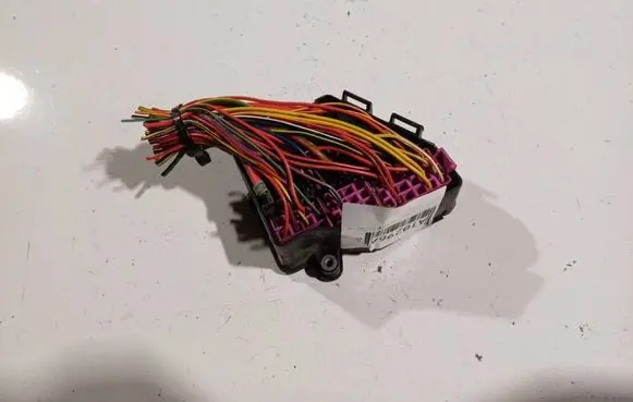 Audi A4 S4 B6 8E 8H Fuse box set