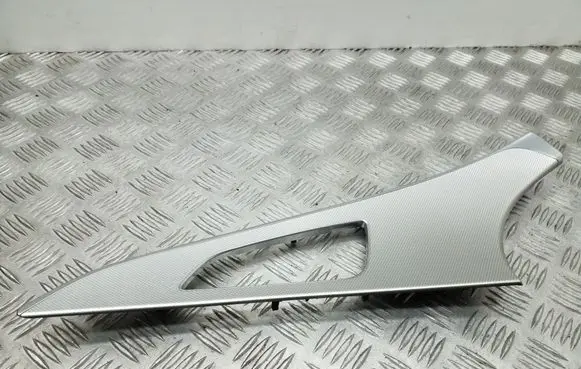 Audi A6 S6 C7 4G Front door trim bar 4G0867409