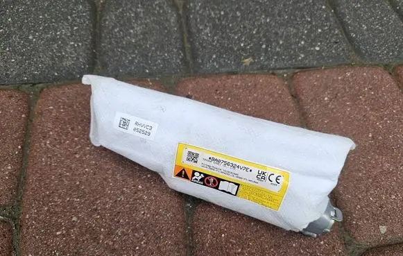 Toyota Camry VIII XV70 Side airbag TG16C01005-