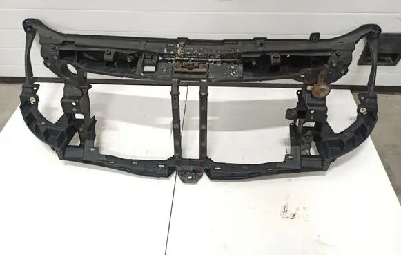 Renault Master III Radiator support slam panel 8200657209G 2006494 8200657209